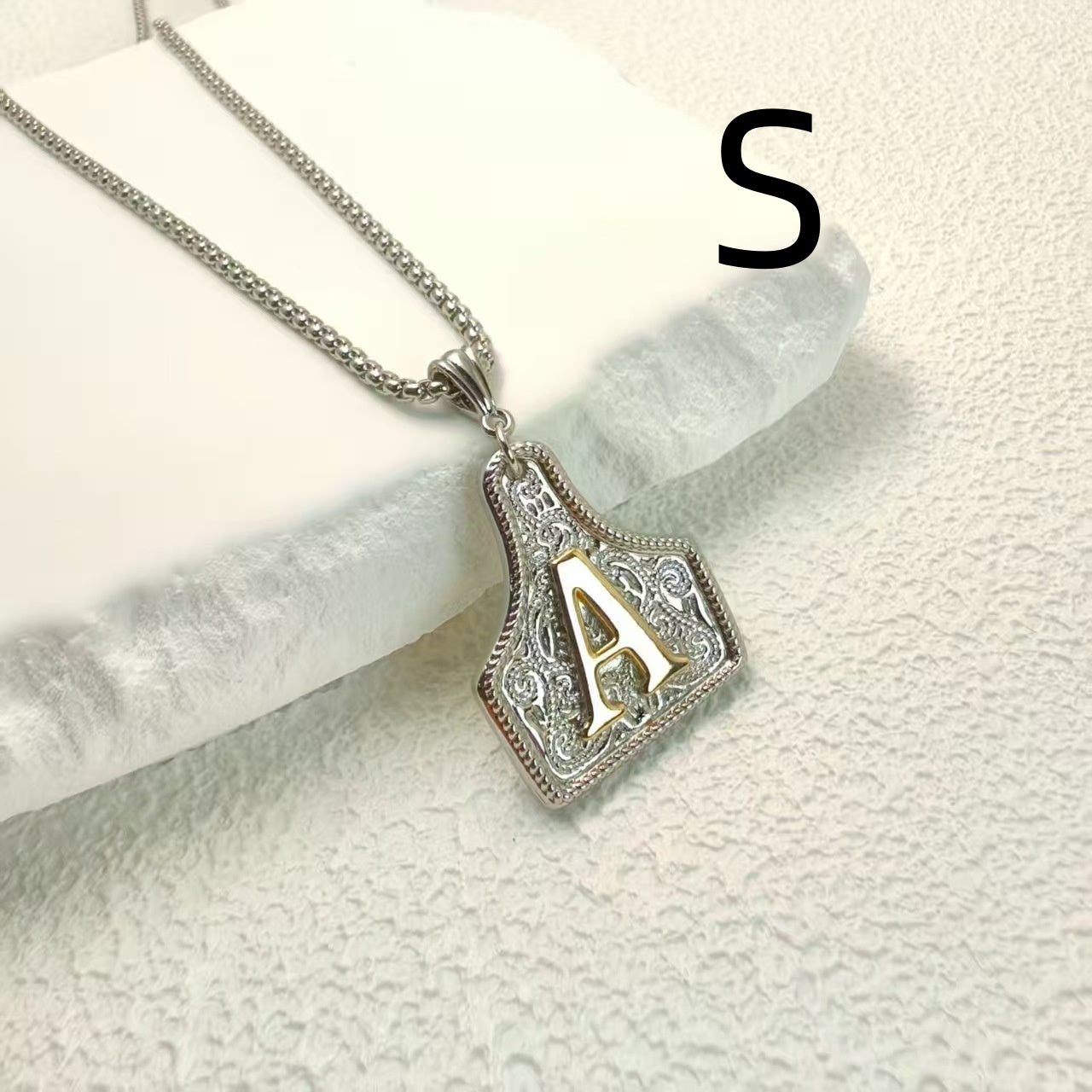 Western Pattern Cow Pendant Letter Necklace
