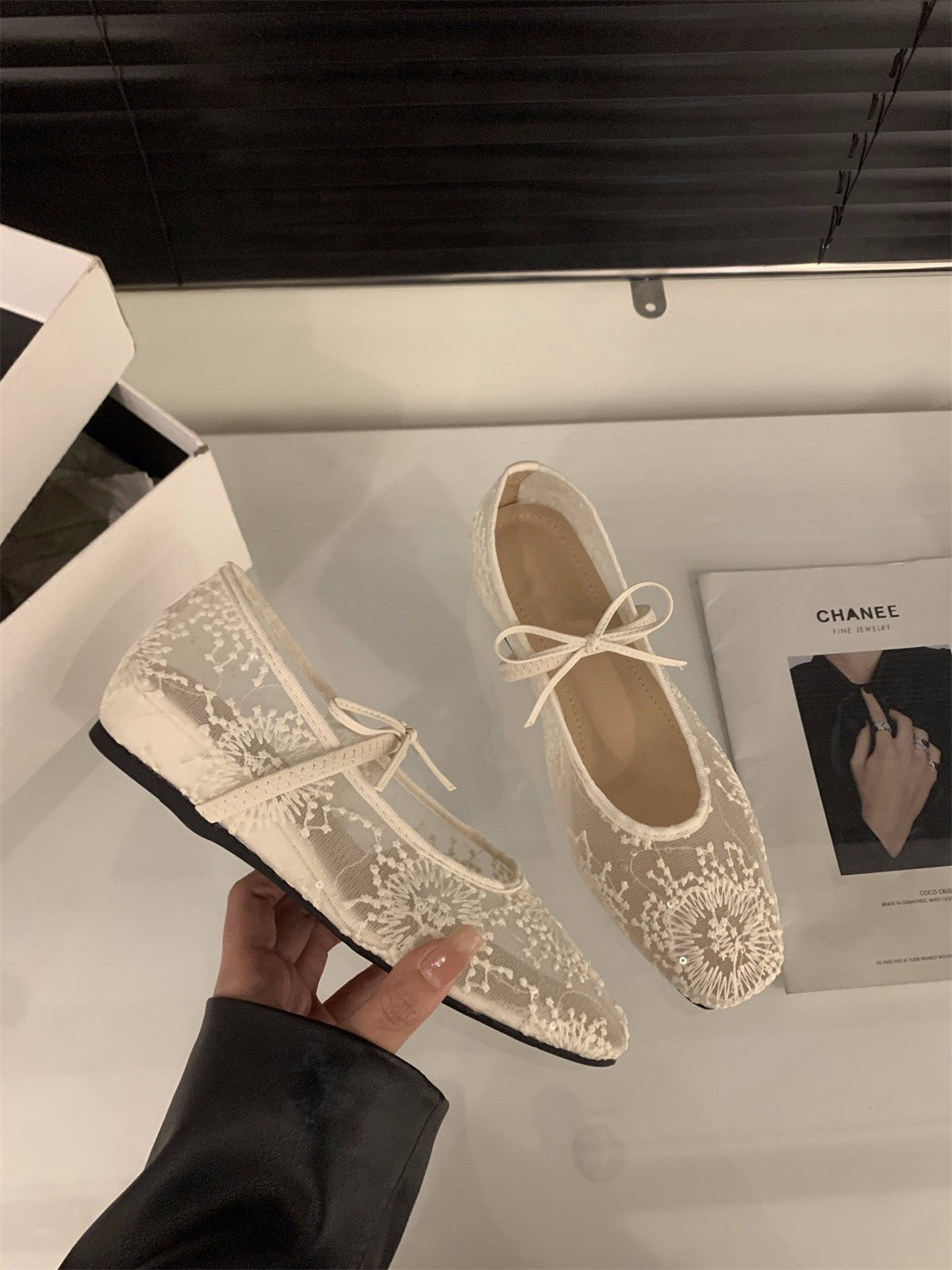 Women’s Lace Ballet Flats