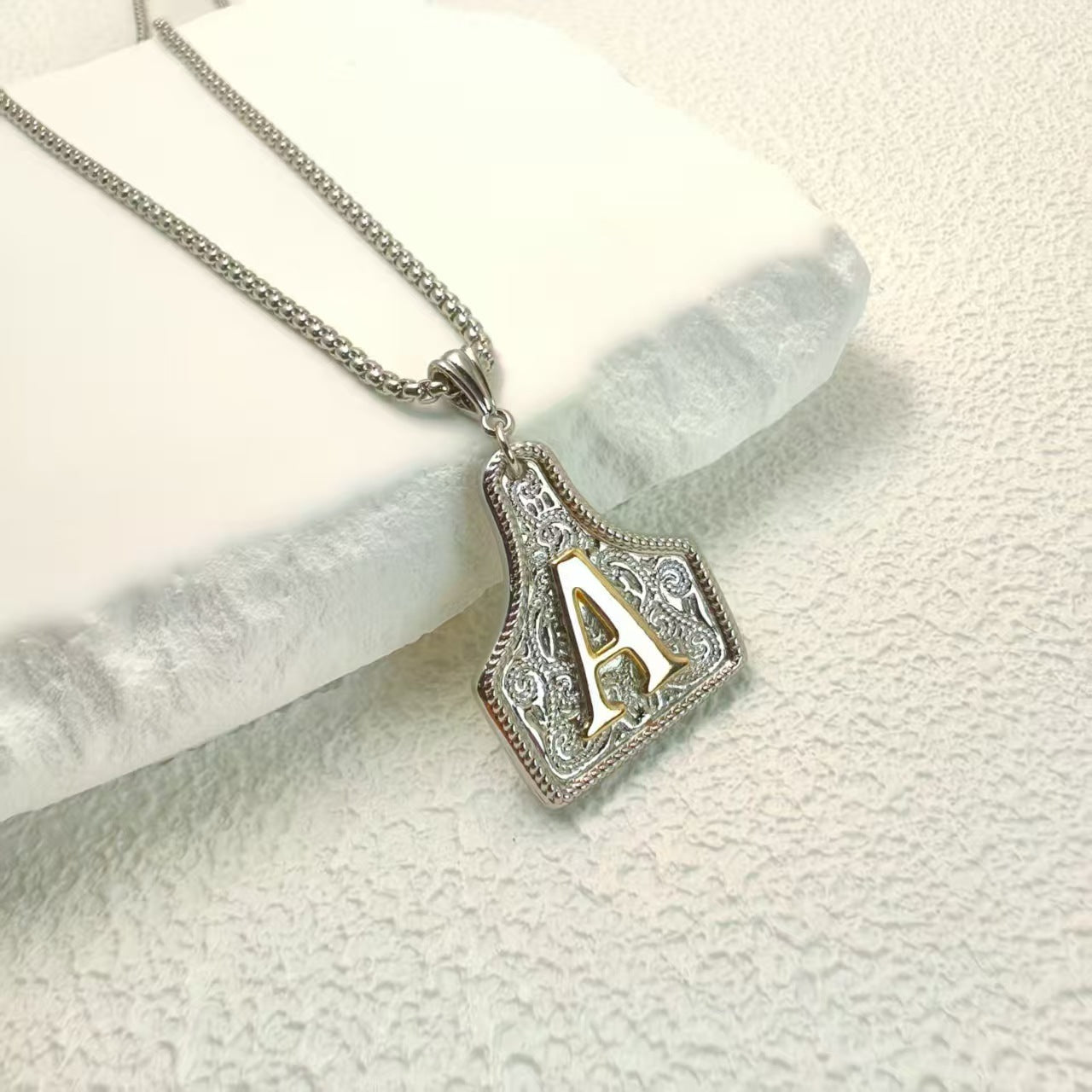 Western Pattern Cow Pendant Letter Necklace